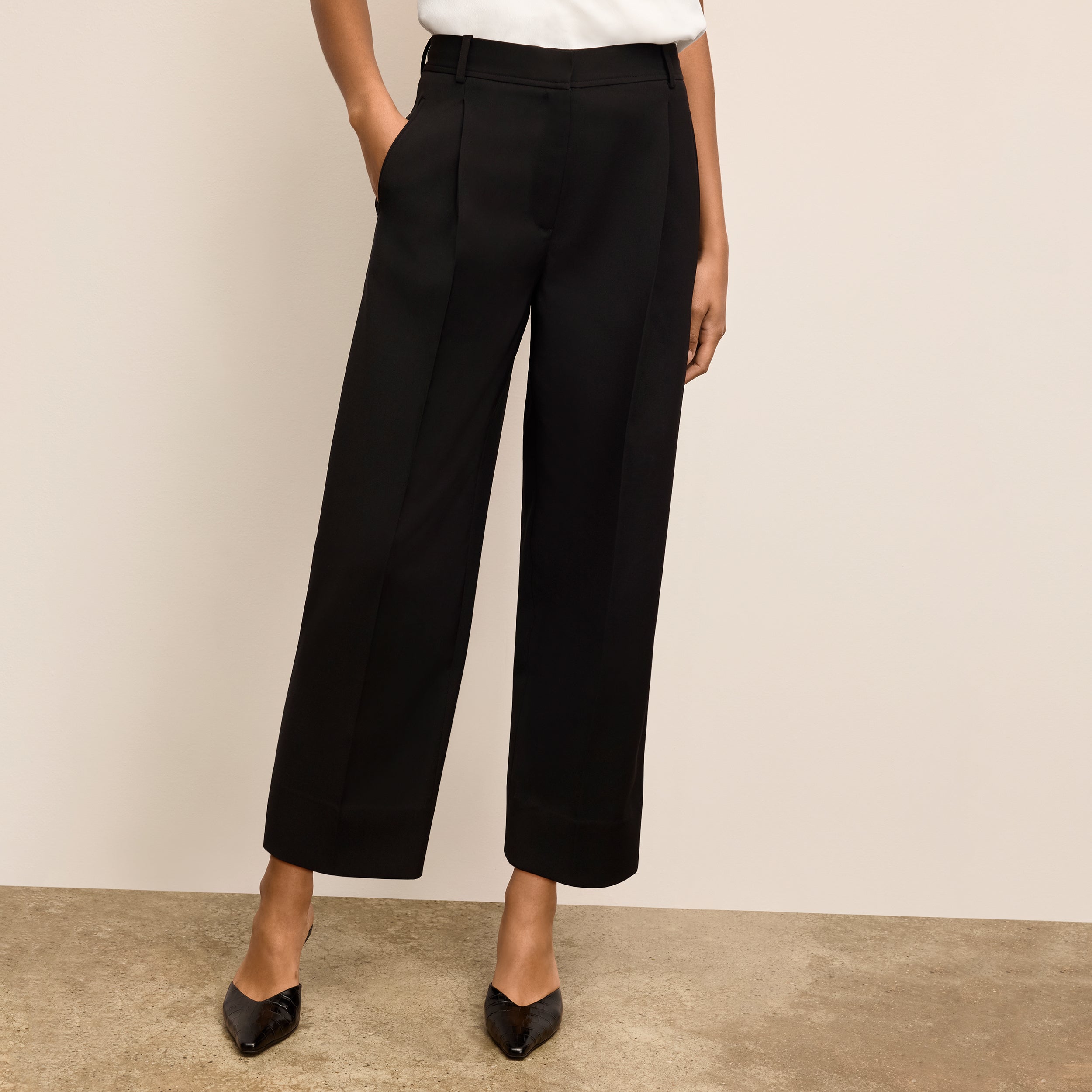 Arlo Breeze Pant - Air Twill :: Black