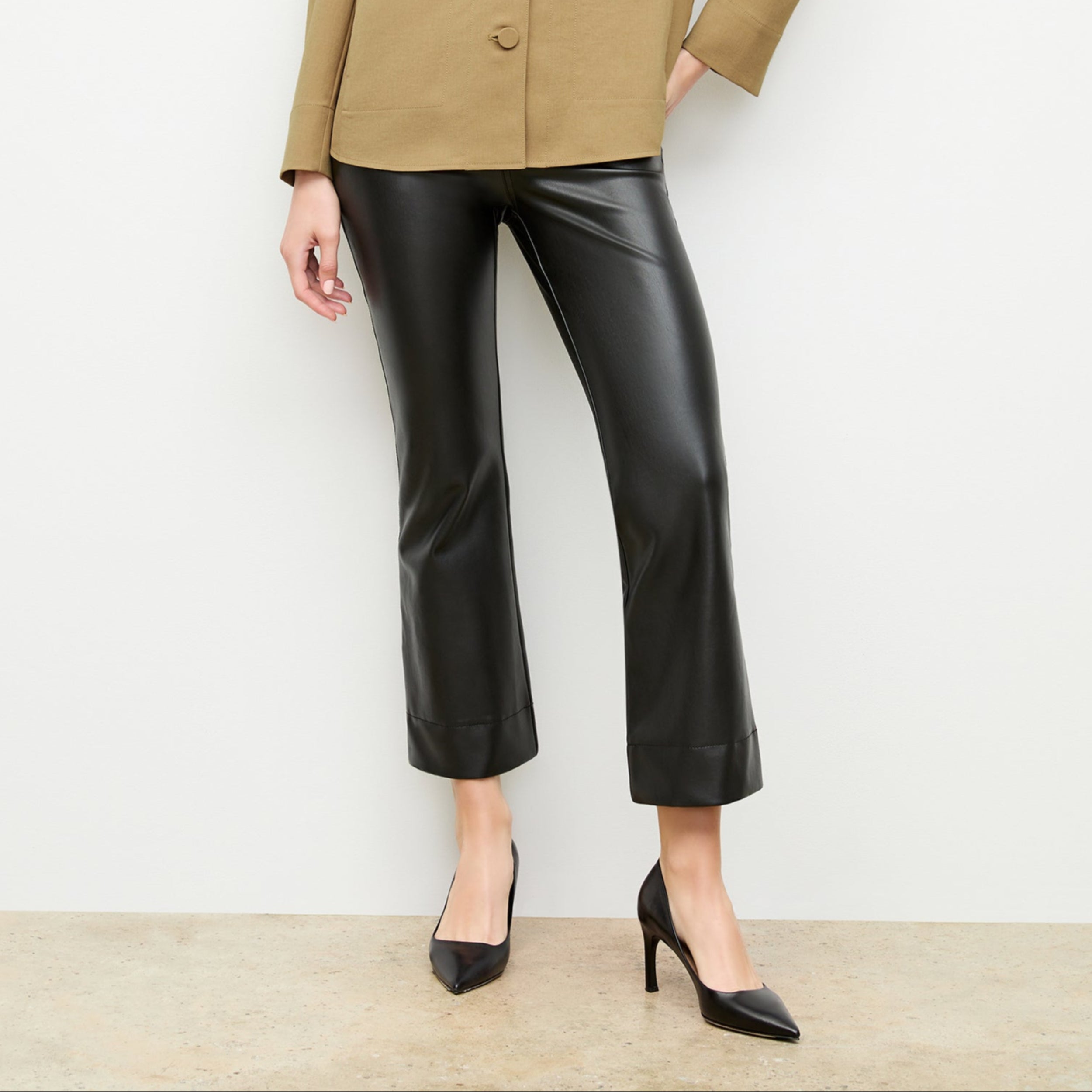 Archie Pant Vegan Leather :: Black –