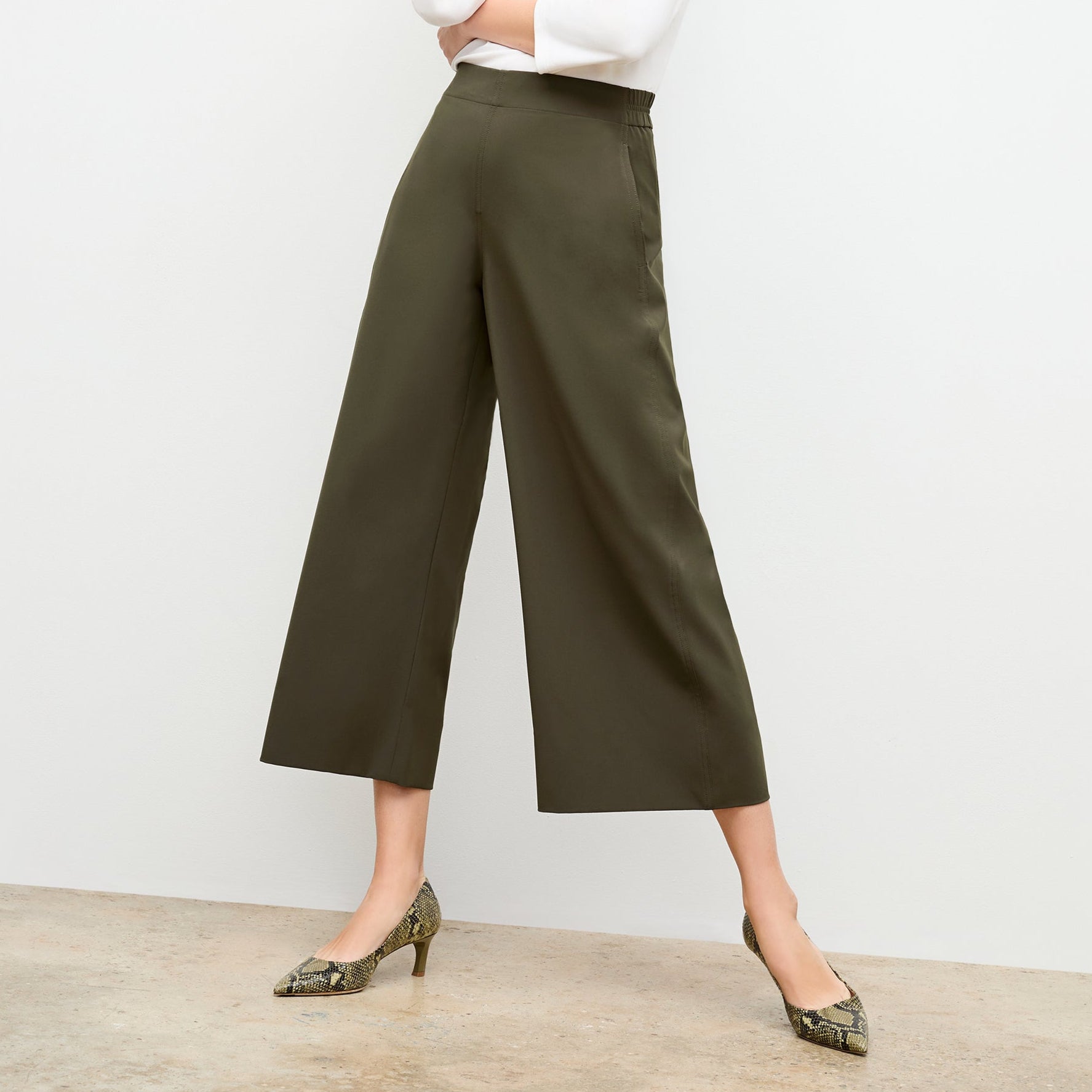パンツ elena Elena Travel Culotte - OrigamiTech :: Olive – M.M.LaFleur
