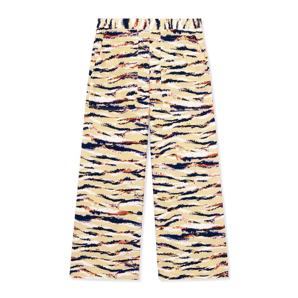 packshot image of the madelyn pant in savannah print