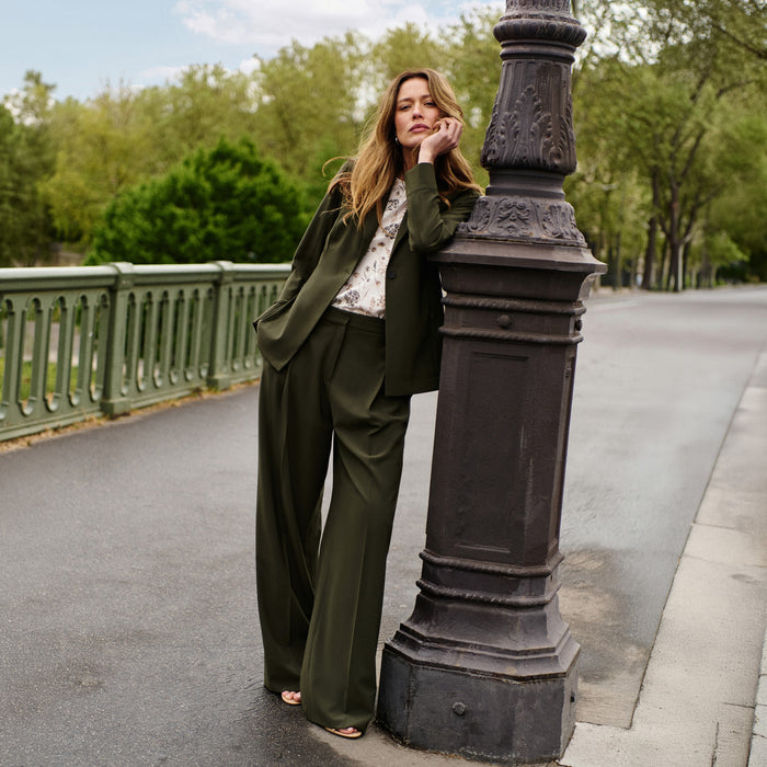 Moreland Travel Blazer