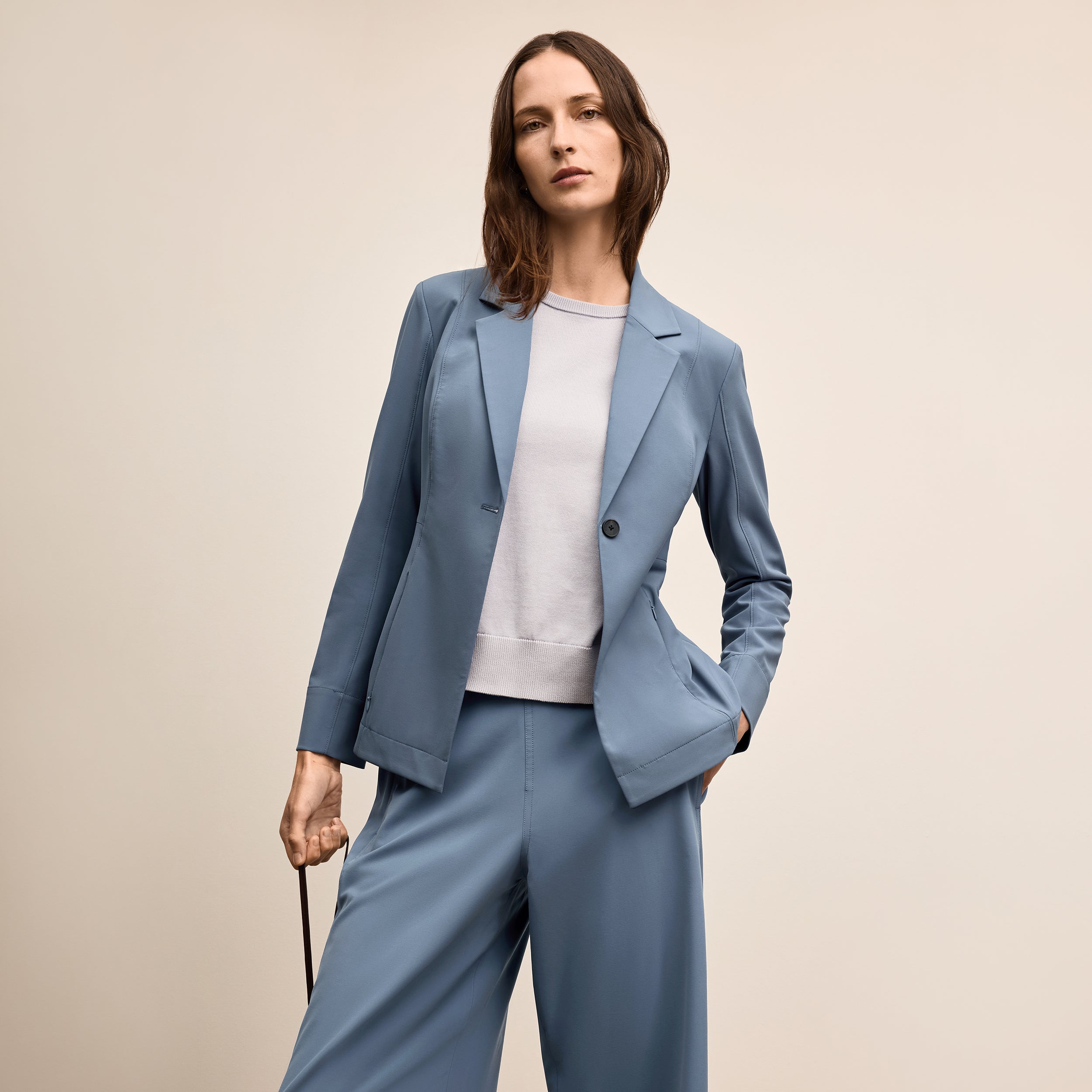 Moreland Travel Blazer - OrigamiTech :: Dusty Blue M.M.LaFleur Moreland Travel Blazer - OrigamiTech :: Dusty Blue M.M.LaFleur