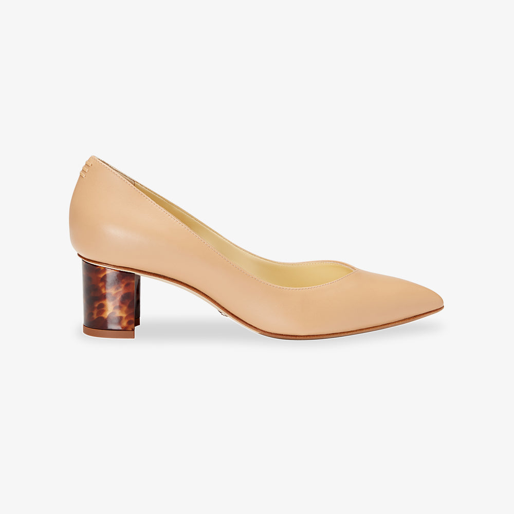 image of the perfect perfect emma pump in sand