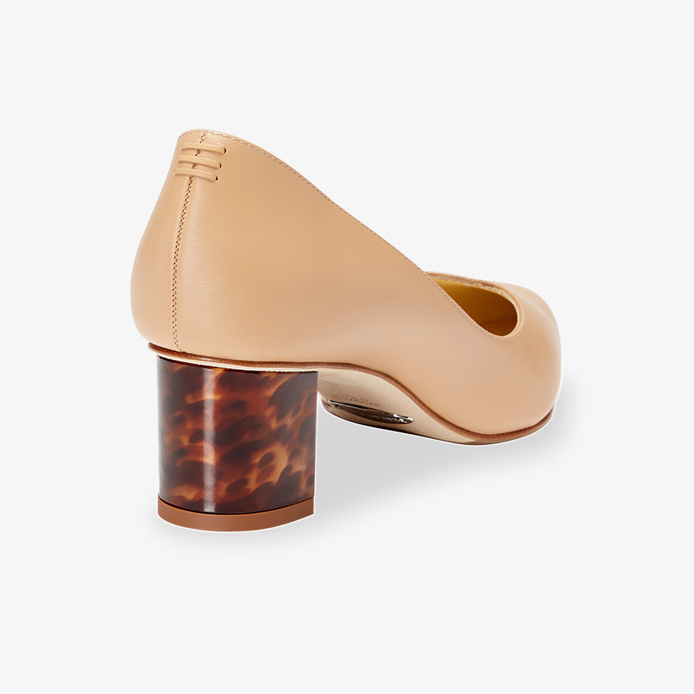 image of the perfect perfect emma pump in sand