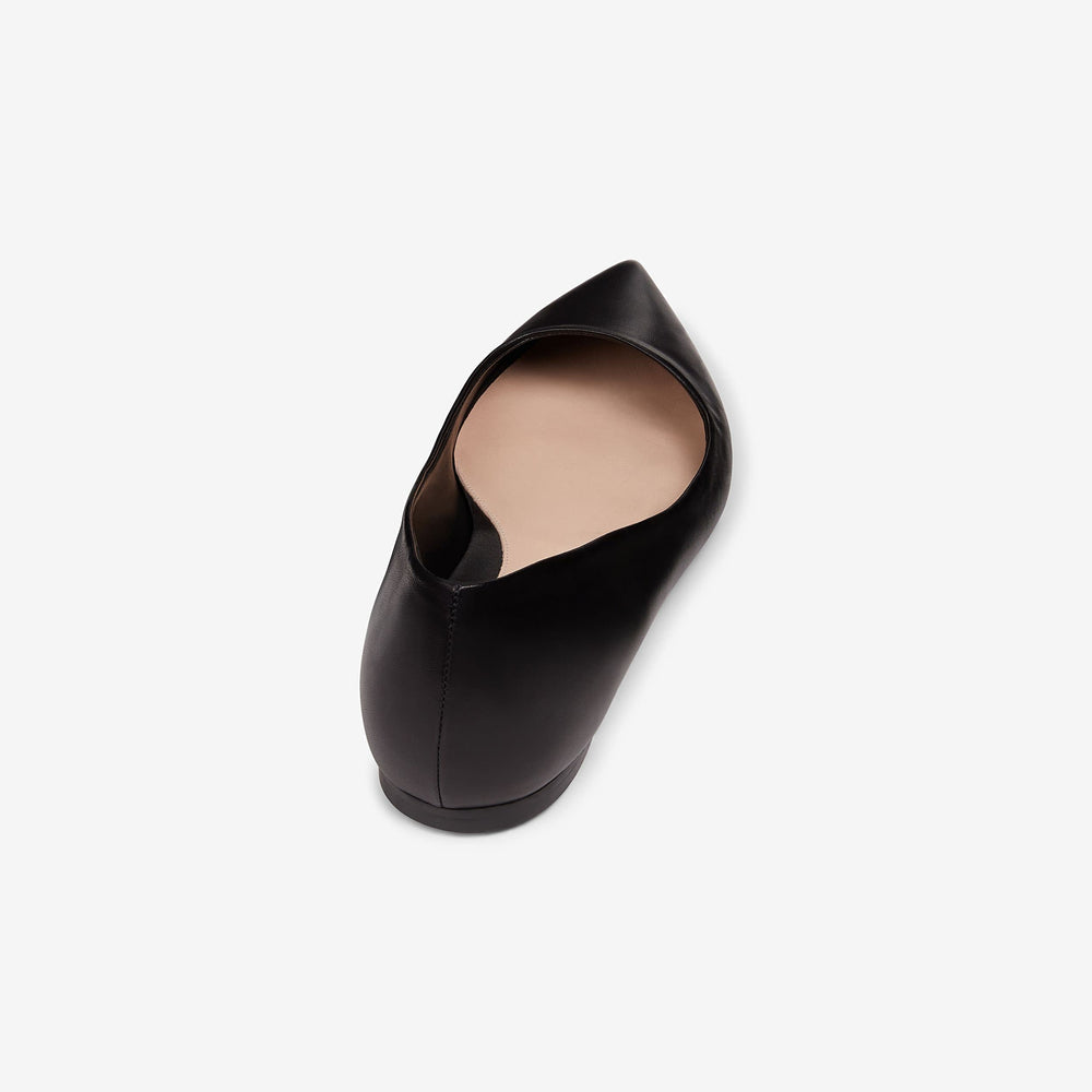 packshot image of rowan flat kidskin in black
