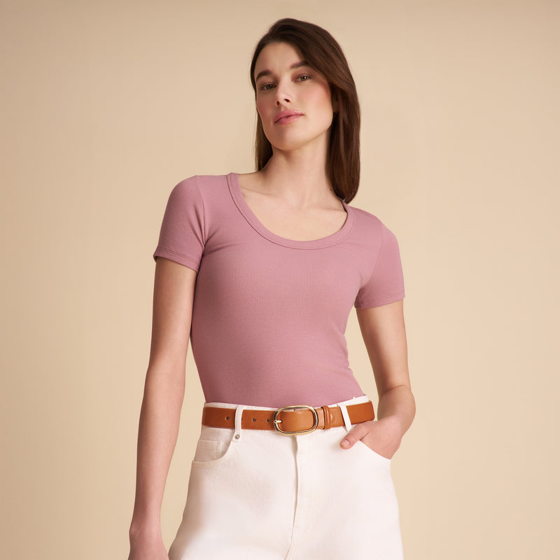 Avi Scoopneck T-Shirt