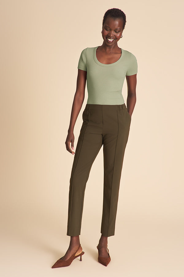 Colby Travel Pant - OrigamiTech :: Olive – M.M.LaFleur