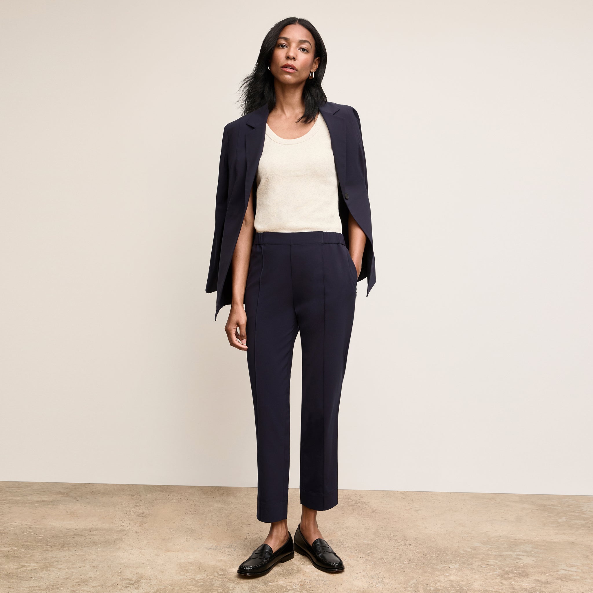 Front image of a woman wearing Avi Scoopneck T-Shirt - Organic Ribbed Pima Cotton :: Beige Melange