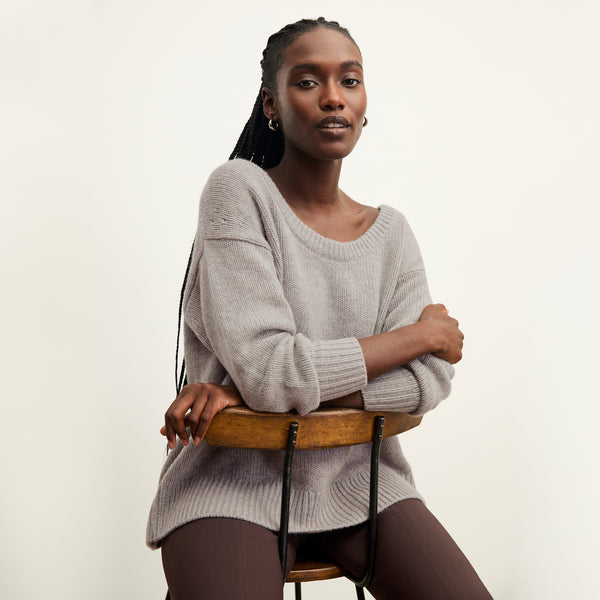 Theo Pullover - Plush Cashmere :: Stormcloud – M.M.LaFleur