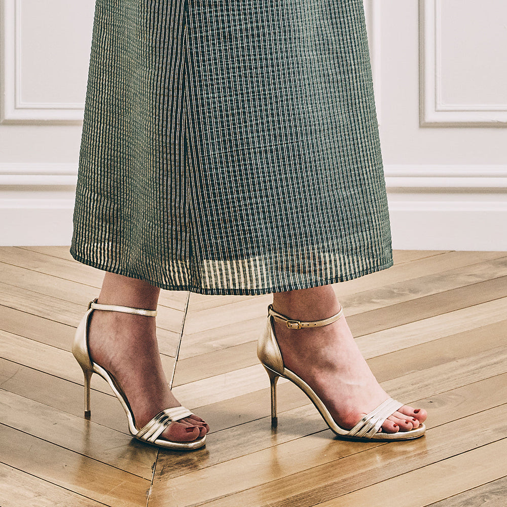 image of the perfect sandal in gold nappa