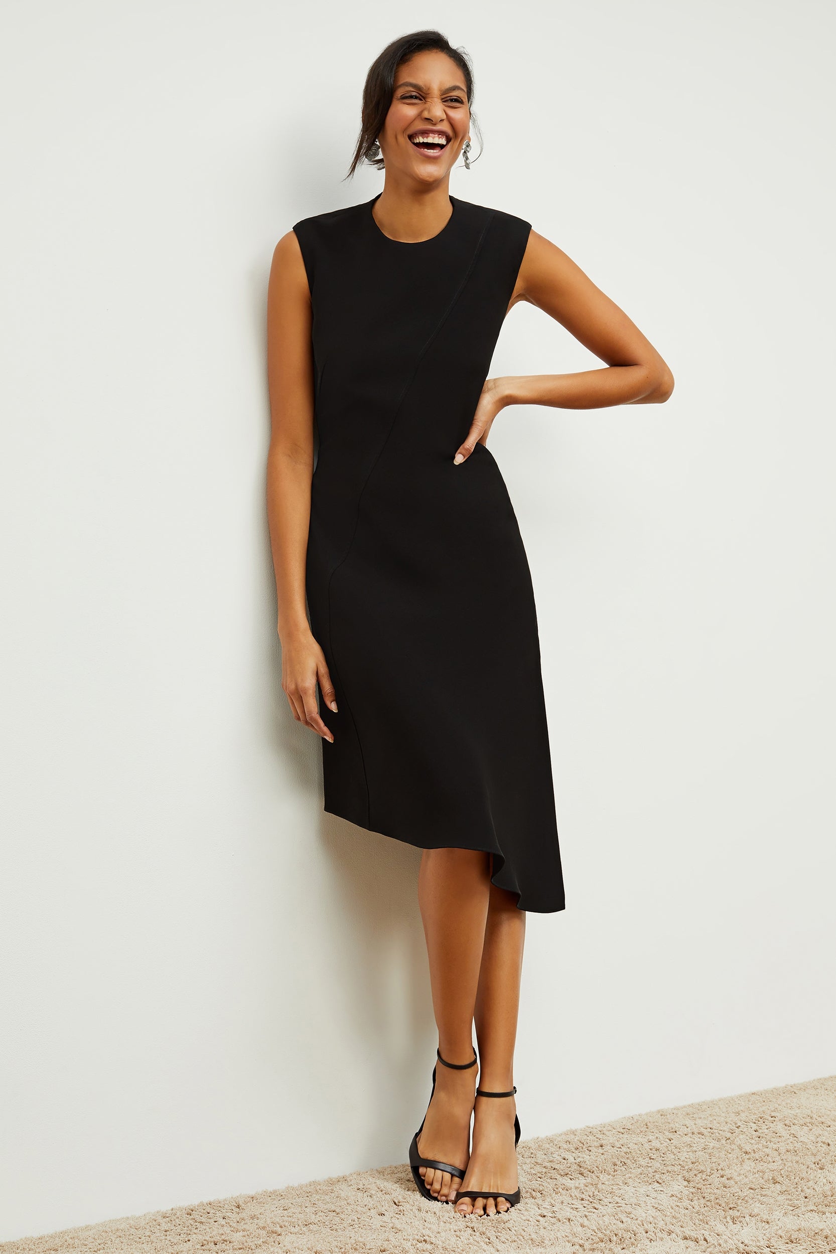 Lara Dress - Heavy Crepe :: Black M.M.LaFleur Lara Dress - Heavy Crepe :: Black M.M.LaFleur