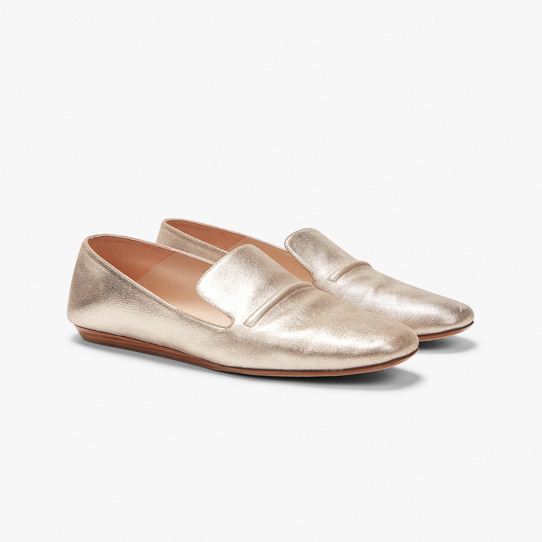 still image of the side and front of the grace loafer in prosecco 