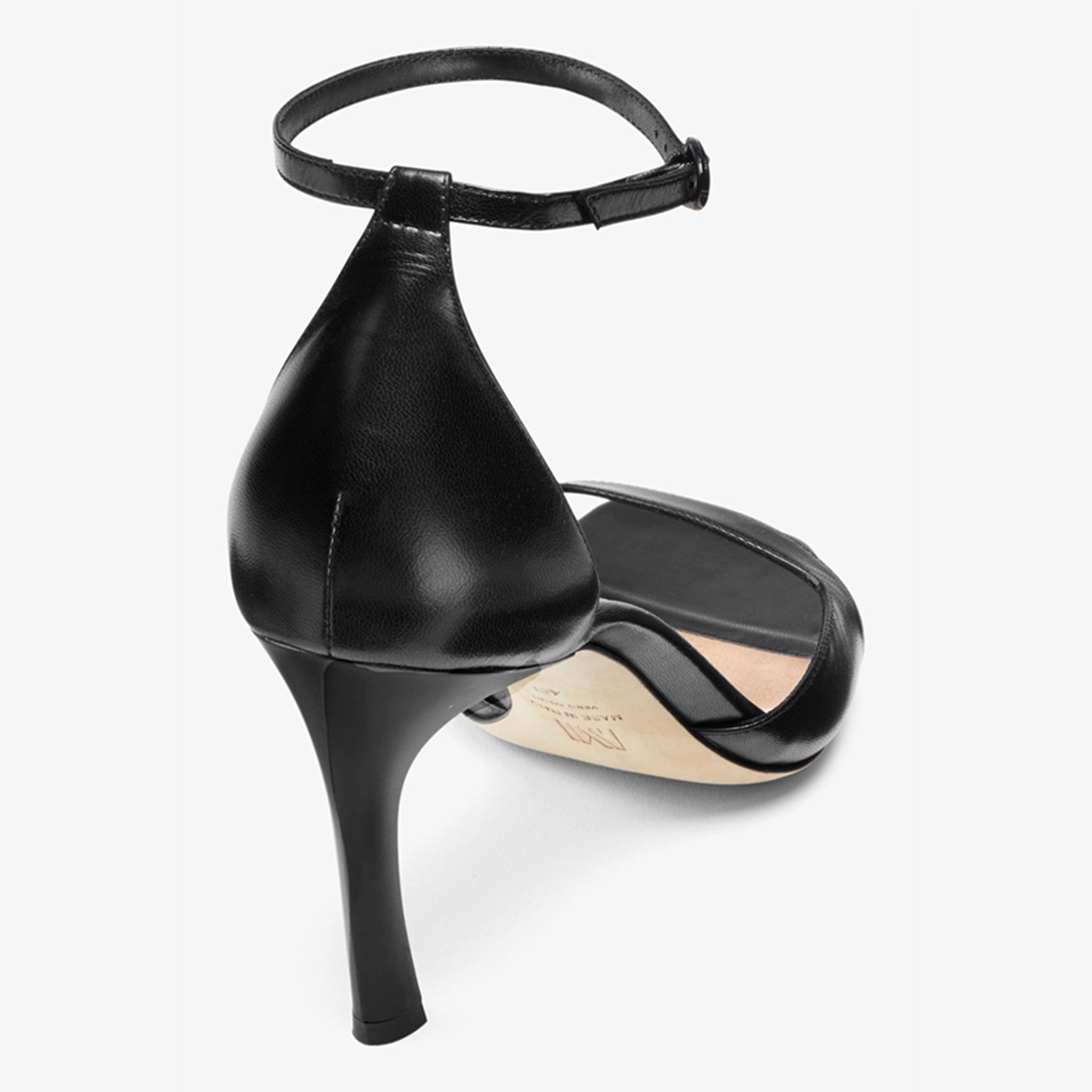 Packshot image of the Ella sandal in black 