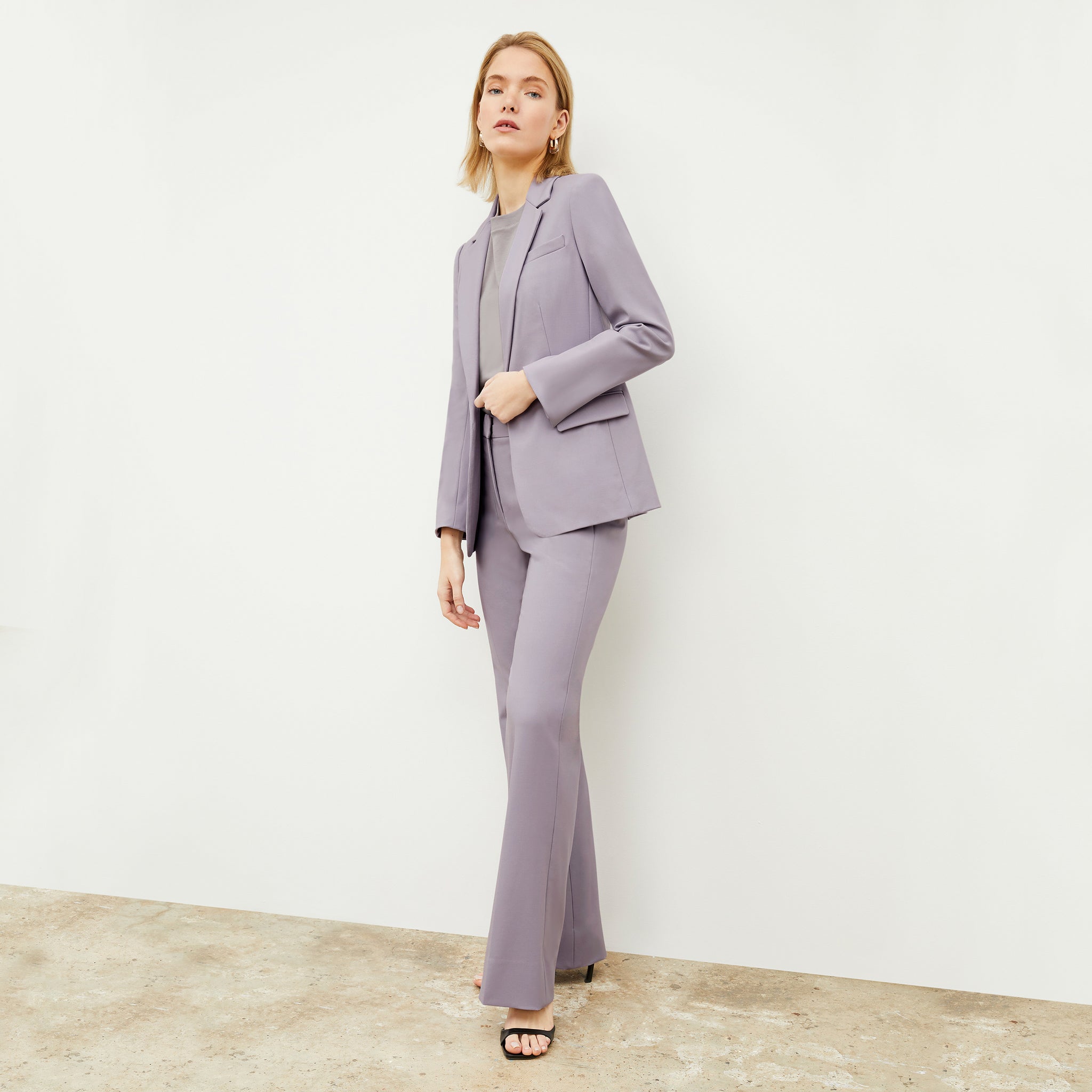 Front image of a woman wearing the Leslie T-Shirt - Pima Cotton in Wisteria