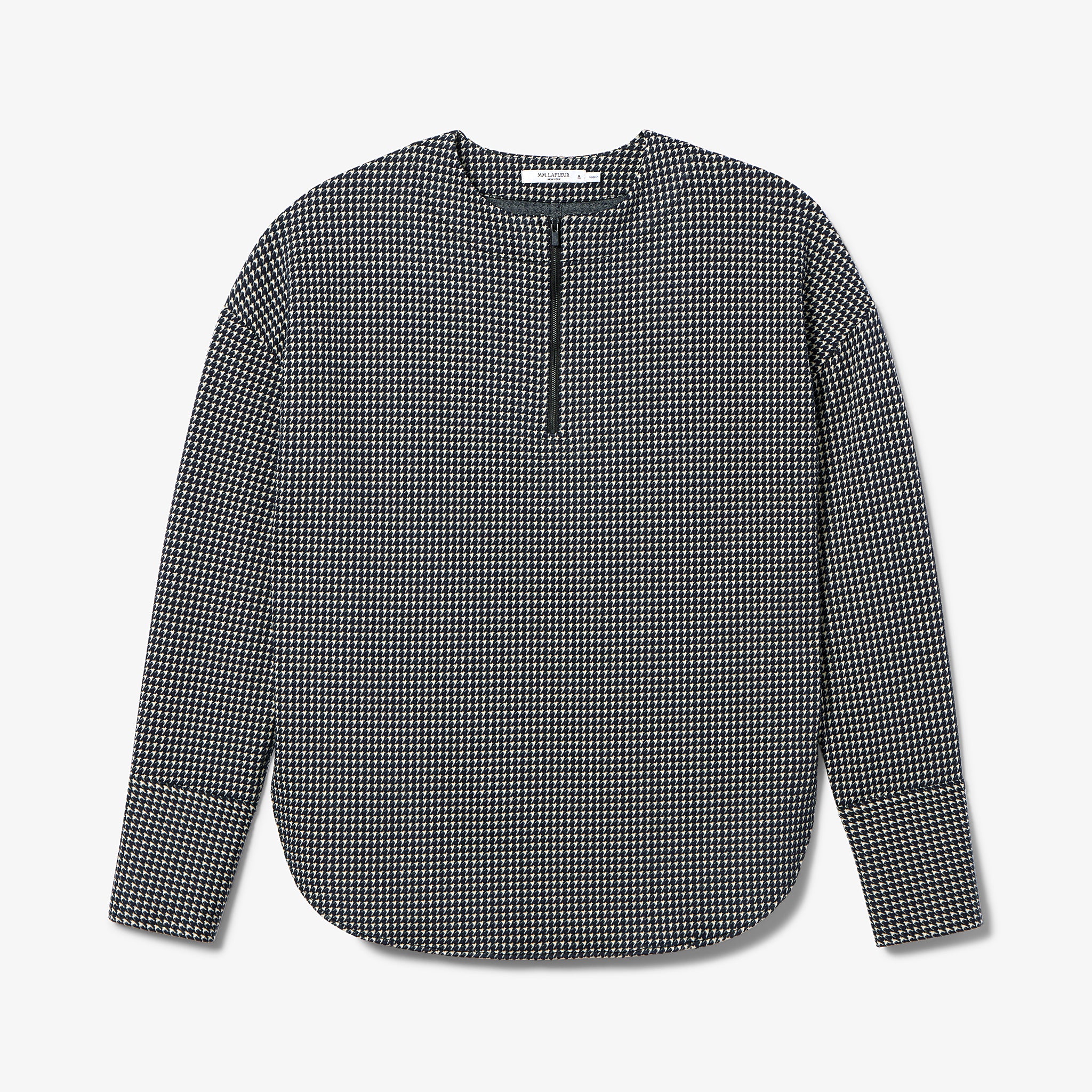 Packshot image of the tully top in black and white