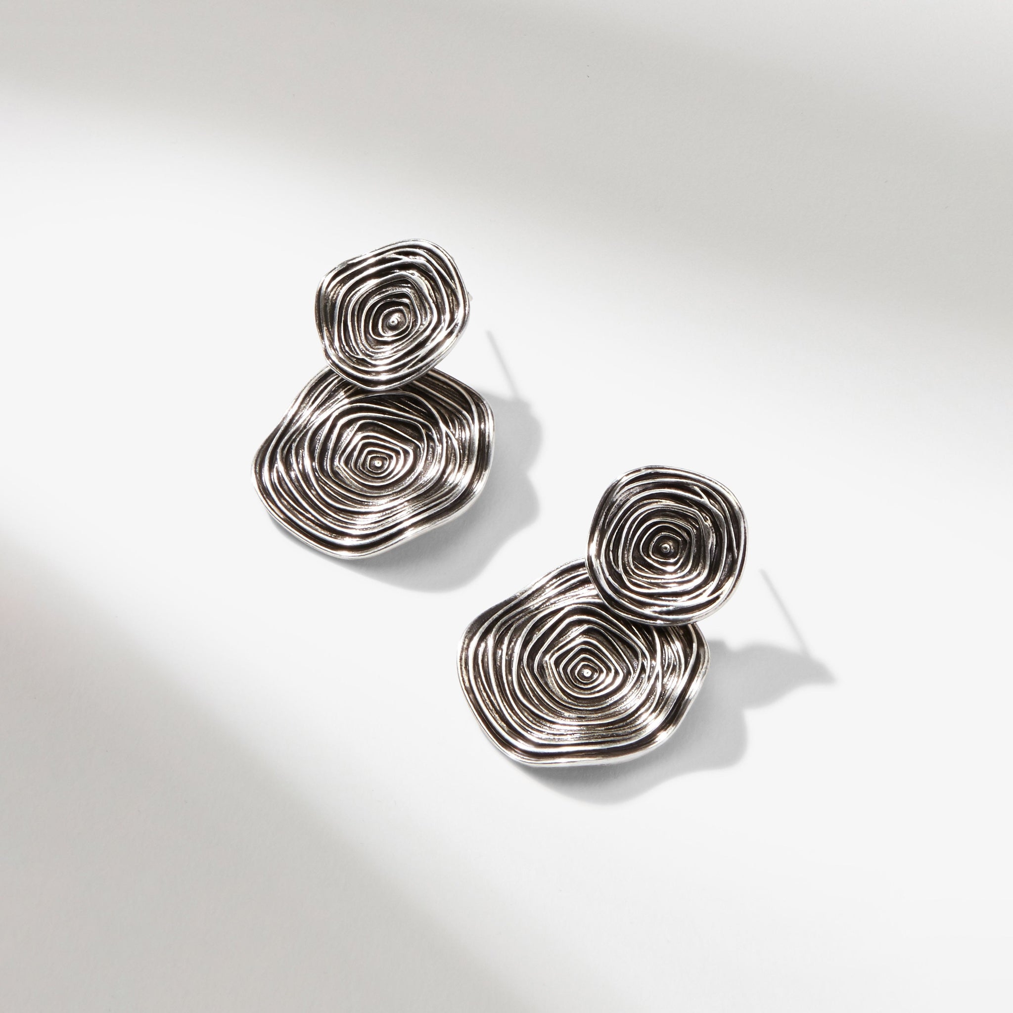 Packshot image of the Celia Earrings in Silver 
