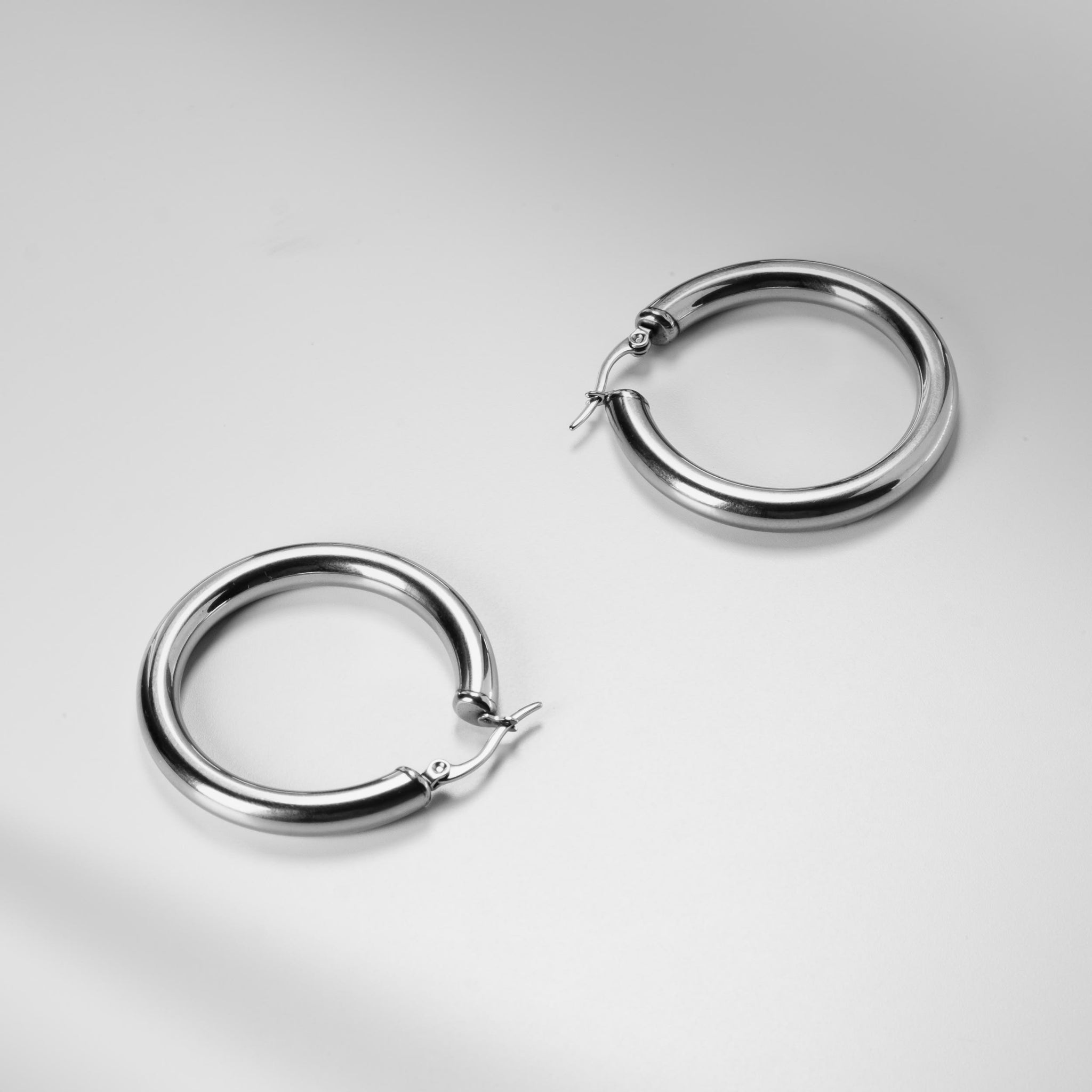 Packshot image of Claressa Earrings—Medium in silver 