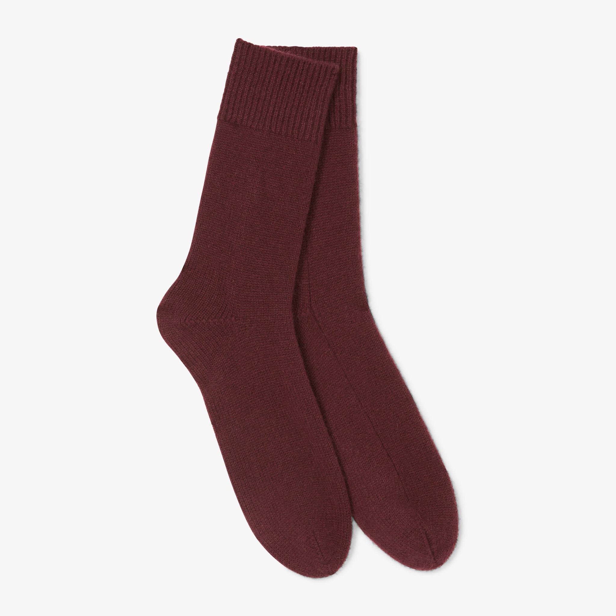 Packshot image of the ribbed cashmere socks in chiante 